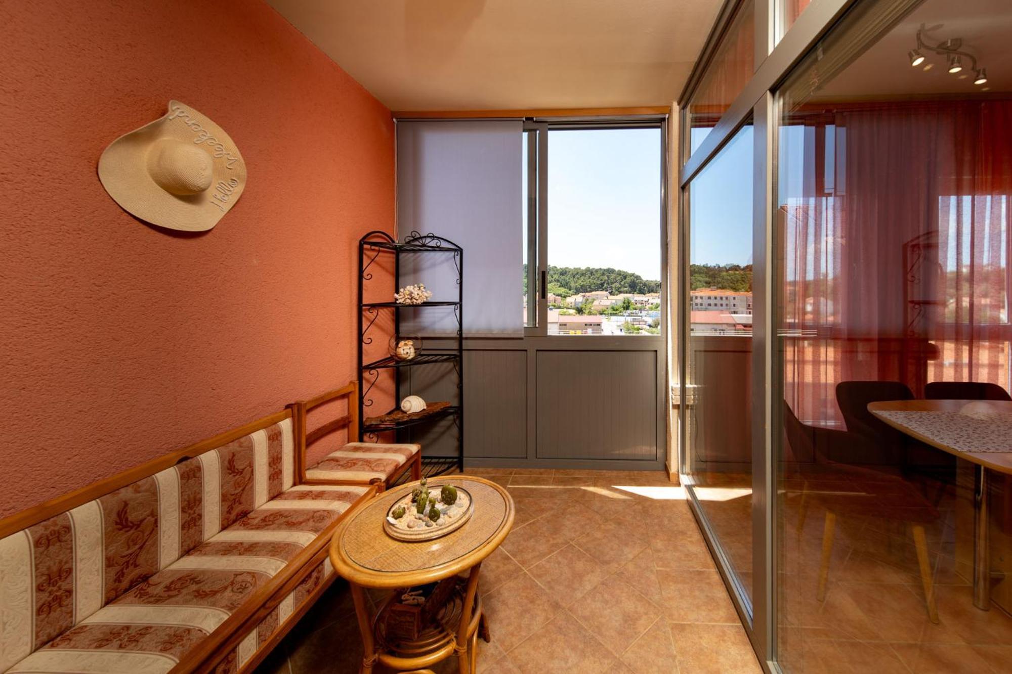 Rab Centar Due Apartment Palit Exterior photo